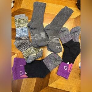 Bombas 5 pair Women's Crew Cushion Socks - Preowned